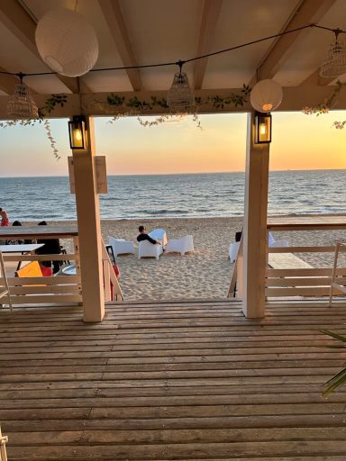 beach Club Les bains => projet d'extension